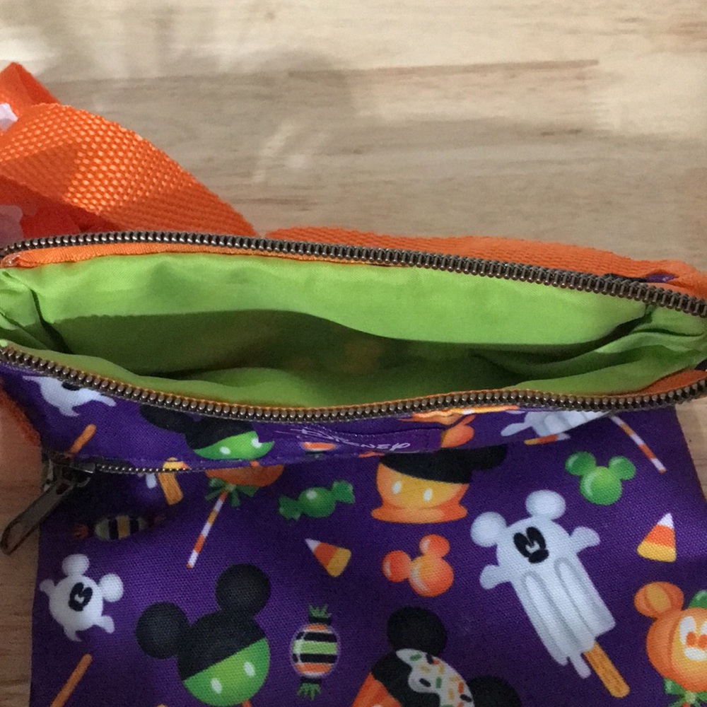 Loungefly Disney Halloween Treats Passport  Bag - Picture 10 of 16